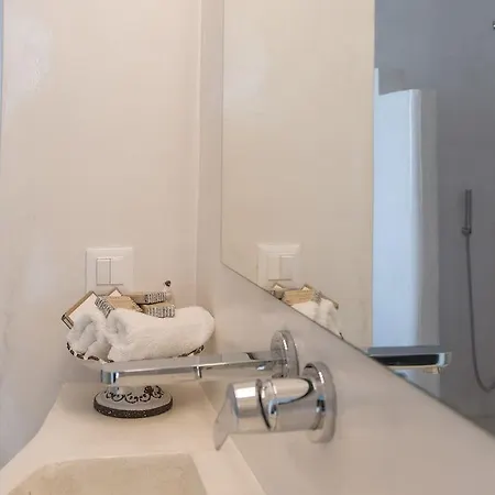 Lagadi Apartment Messaria (Santorini)